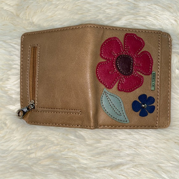 Target mini wallet🐆 - Picture 2 of 4